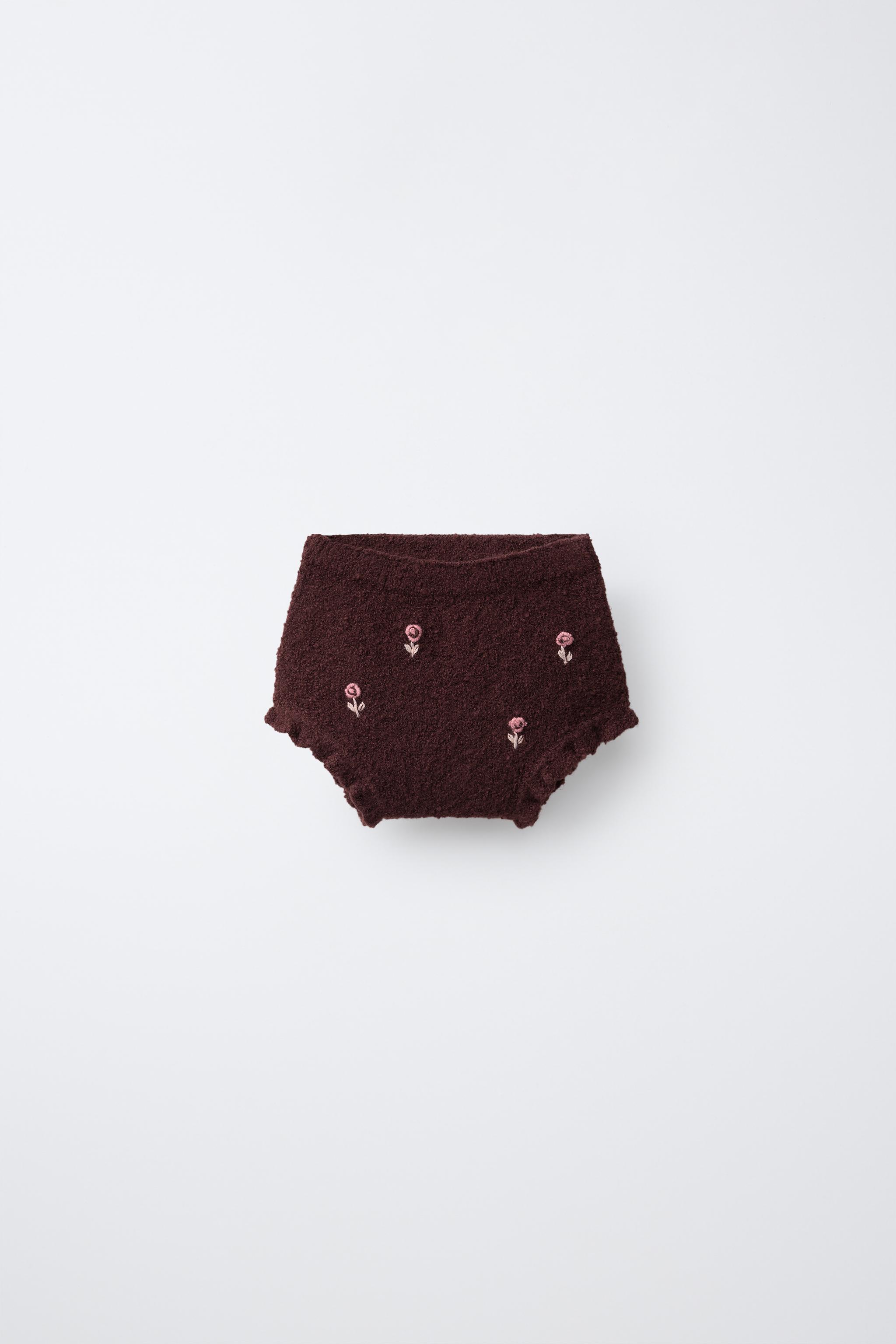 KNIT RUFFLE BRIEFS WITH BOBBLE DETAIL